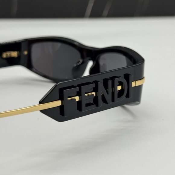 NEW FE40120I 01A FENDI SUNGLASSES SHINY BLACK WOMEN EYEWEAR FENDI - Picture 7 of 11